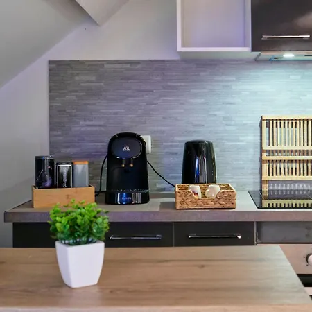 Gameclub - Les Demeures D'adrien *