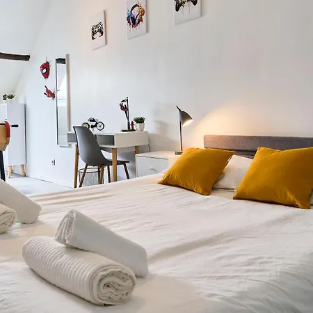 Gameclub - Les Demeures D'adrien