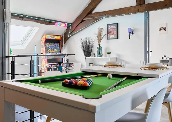 Gameclub - Les Demeures D'adrien Appartement