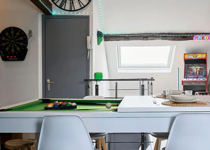 Gameclub - Les Demeures D'adrien Carvin