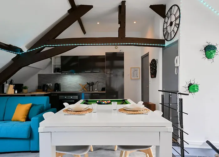 Gameclub - Les Demeures D'adrien Appartement